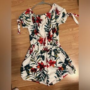 Size M colorful Short Romper .